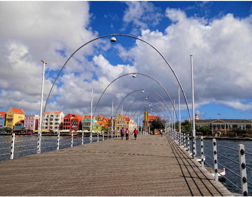 City Views Spacious Mezzanine Apartments Willemstad Dış mekan fotoğraf